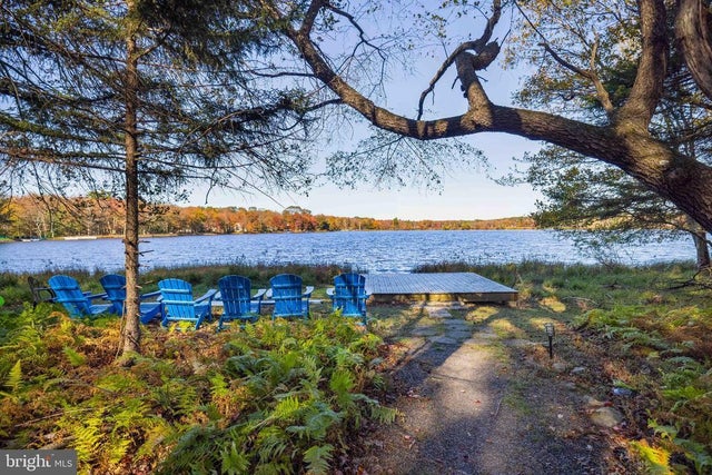 5160 Hummingbird Dr, Pocono Summit