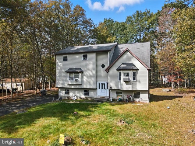 209 Julian Ter, East Stroudsburg