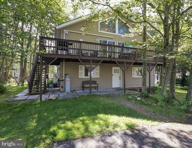 6323 Ventnor Dr, Tobyhanna