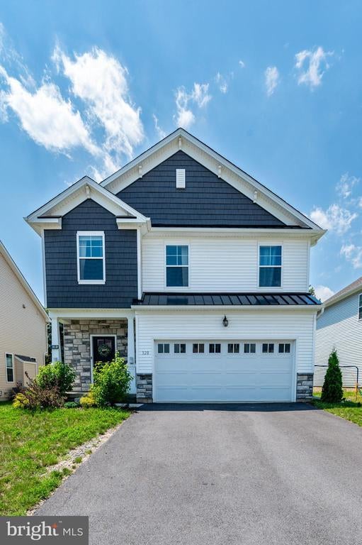 320 Bendelow Ln, Northampton