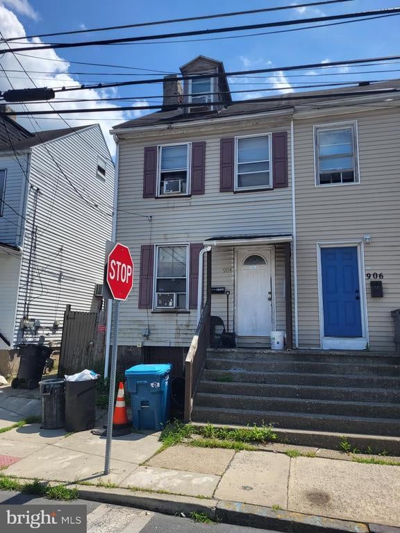 904 Butler St, Easton