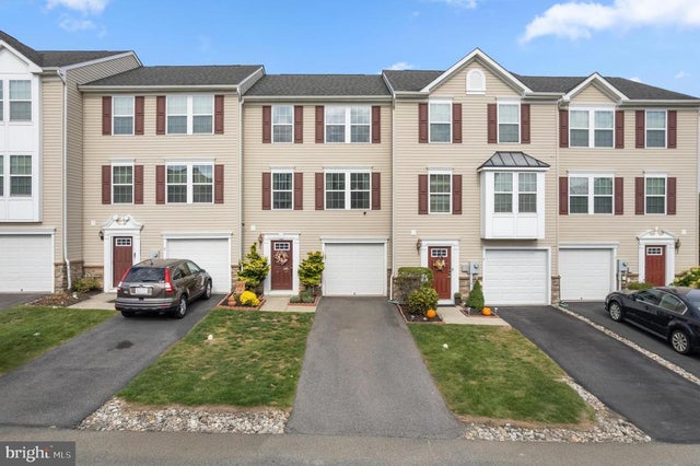 6 Gold Rose Ln, Easton