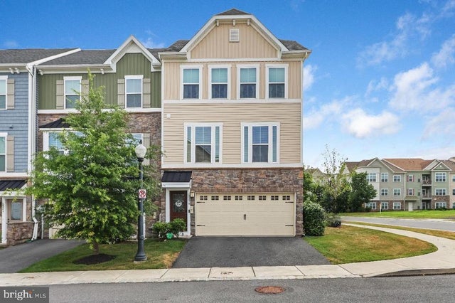 2236 Raya Way, Easton