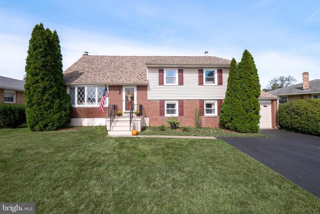 1881 Levering Pl, Bethlehem