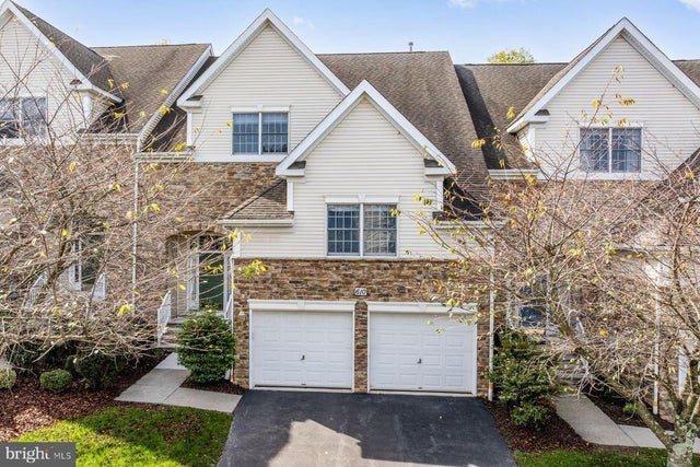 610 Quaker Ridge Ter, Easton