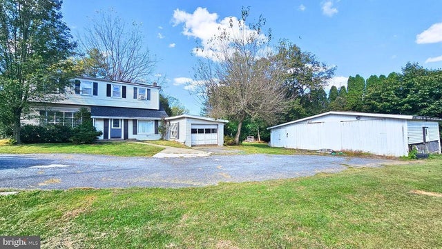 2067 Leithsville Rd, Hellertown