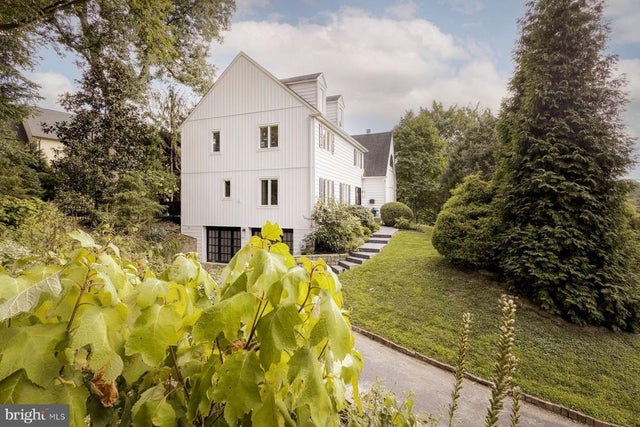 200 Hillcrest Ave, Philadelphia