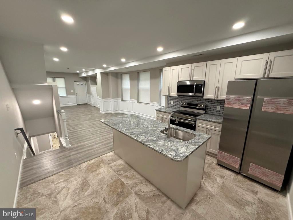 4937 N Warnock St, PHILADELPHIA