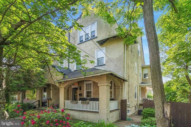 375 Green Ln, Philadelphia