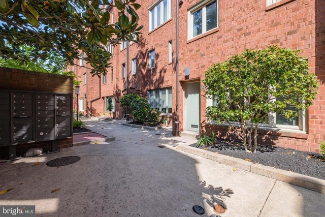 1 Christian St #44l, Philadelphia