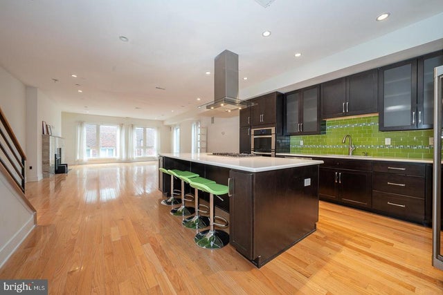 110-12 Naudain St #4, Philadelphia