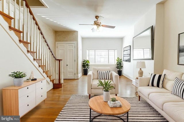 2440 S 13th St, Philadelphia