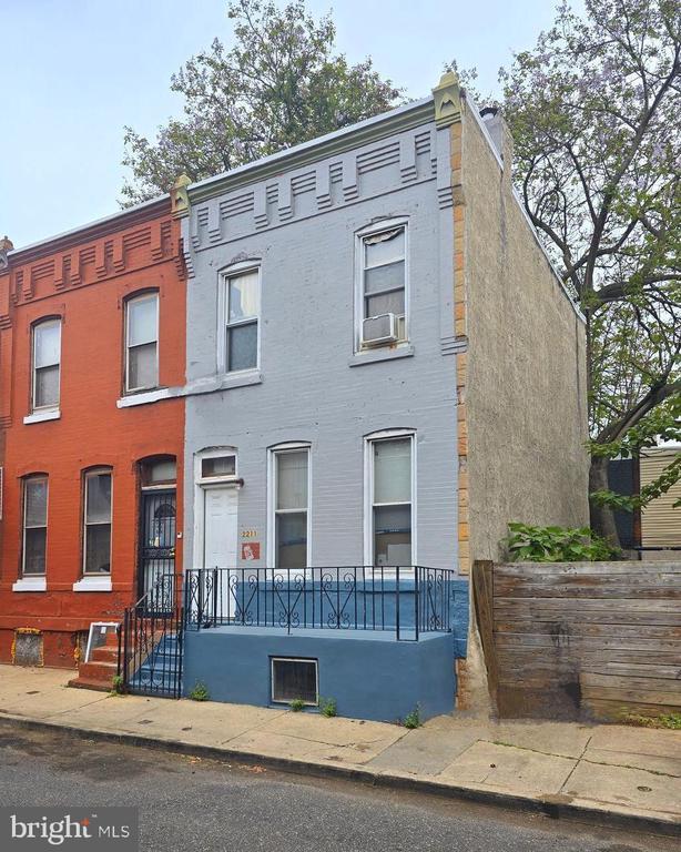 2211 N Gratz St, Philadelphia