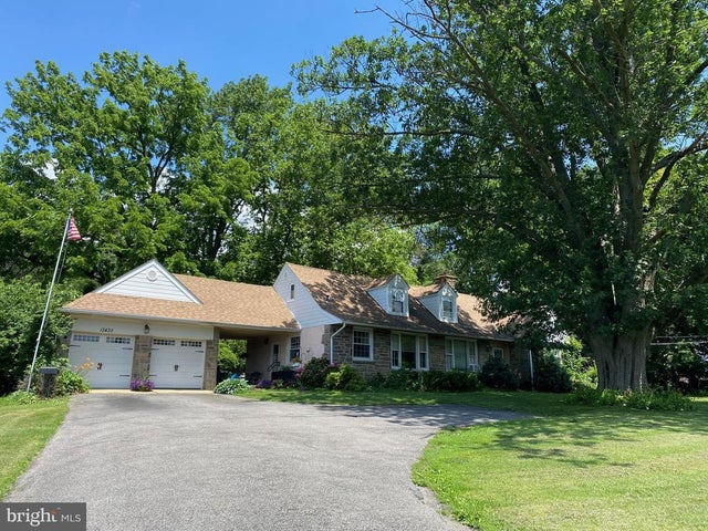 13430 Worthington Rd, Philadelphia