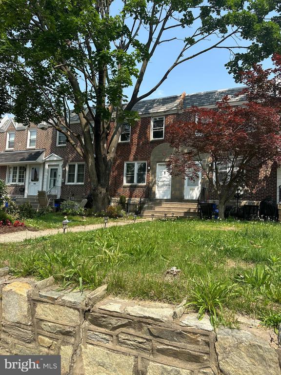 6164 Tackawanna St, Philadelphia