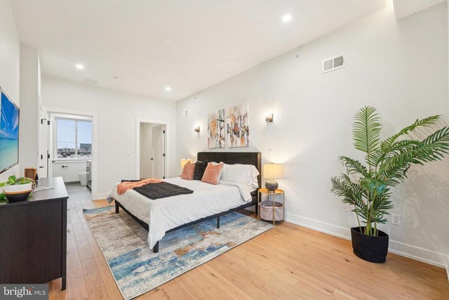 2507 Elkhart St, Philadelphia