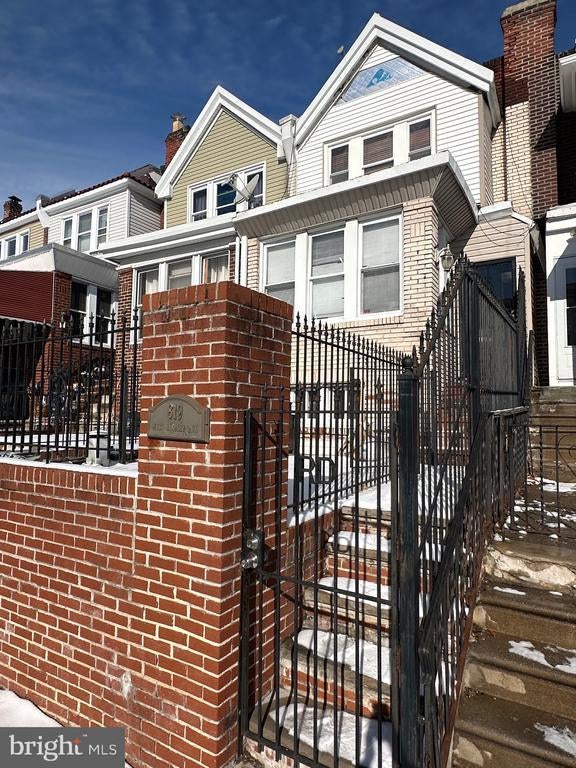 819 Lindley Ave, Philadelphia