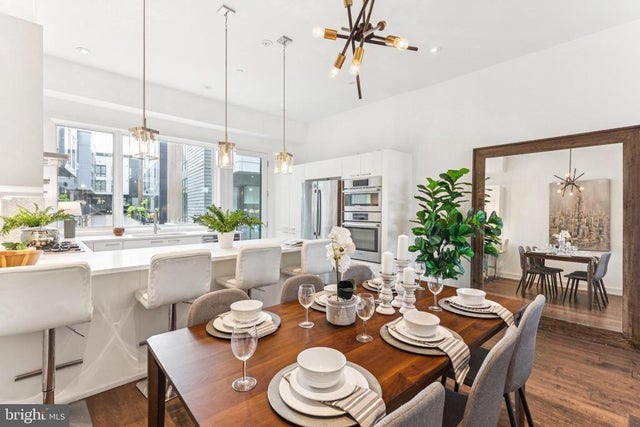 614 N 5th St, Philadelphia