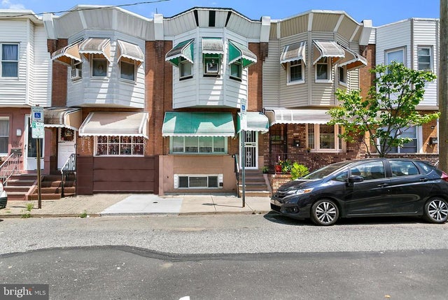 2633 S Iseminger St, Philadelphia