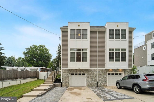 488 Evergreen Ave, Philadelphia