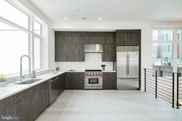 142r S Front St, Philadelphia