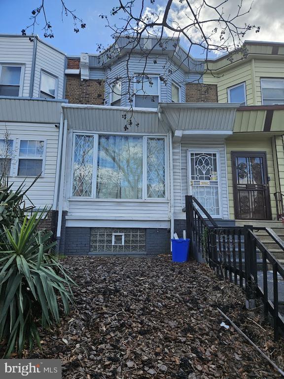 6238 Sansom St, Philadelphia