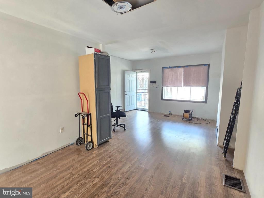 1451 N Ithan St, PHILADELPHIA