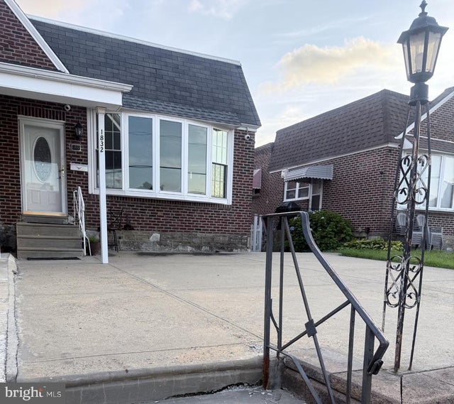 1832 Mower, Philadelphia