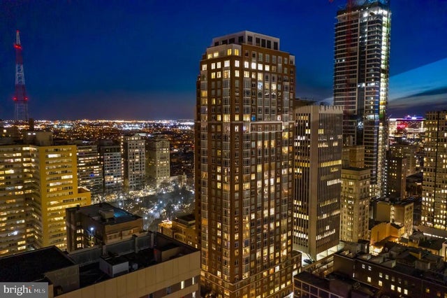 130 S 18th St #2502, Philadelphia