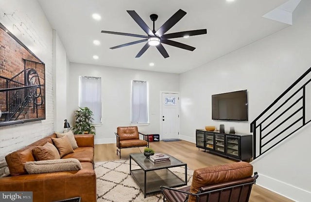 2240 N Howard St, Philadelphia