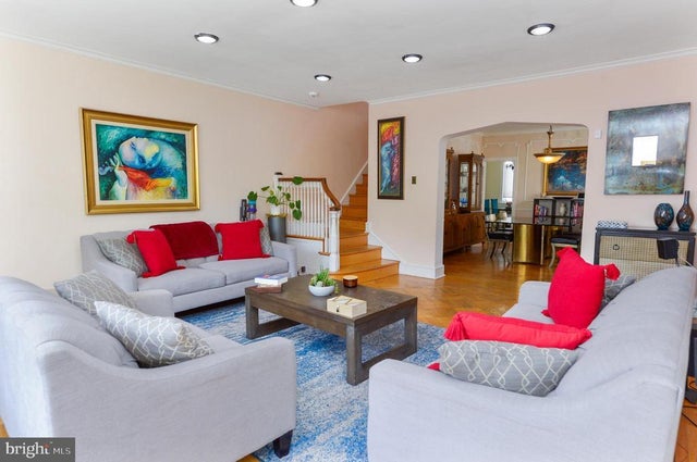 523 E Allens Ln, Philadelphia