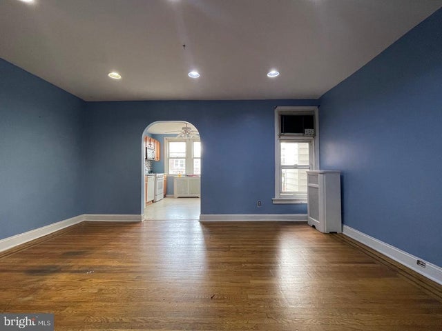 3332 Brighton St, Philadelphia