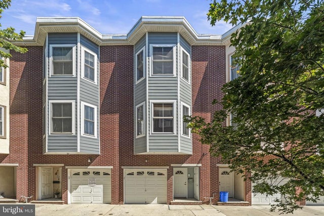 1011 S Dorrance St, Philadelphia