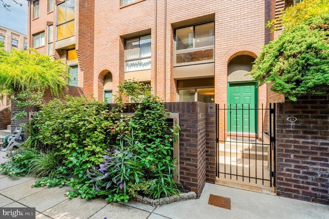 2201-09 N Arch St #114, Philadelphia