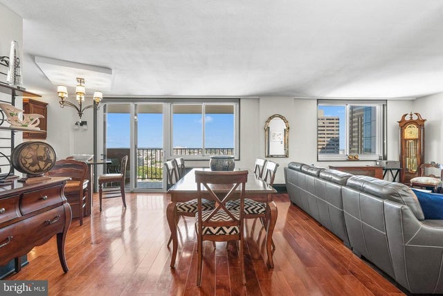 1901-45 John F Kennedy Blvd #2806, Philadelphia