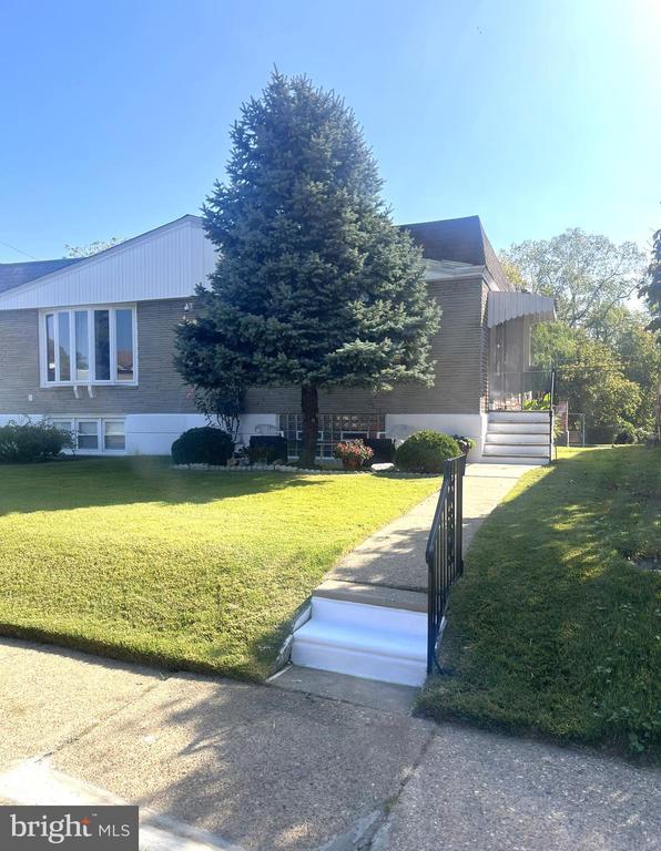 8563 Benton Ave, Philadelphia