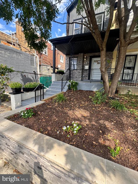 765 N 49th St, Philadelphia