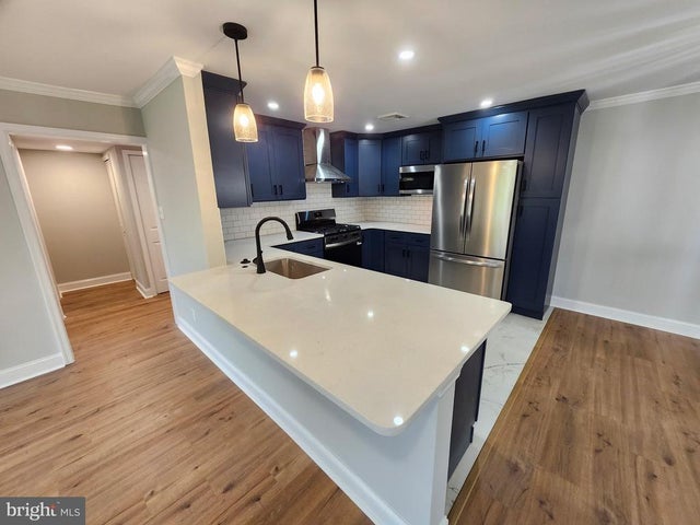 5026 N Convent Ln #d, Philadelphia