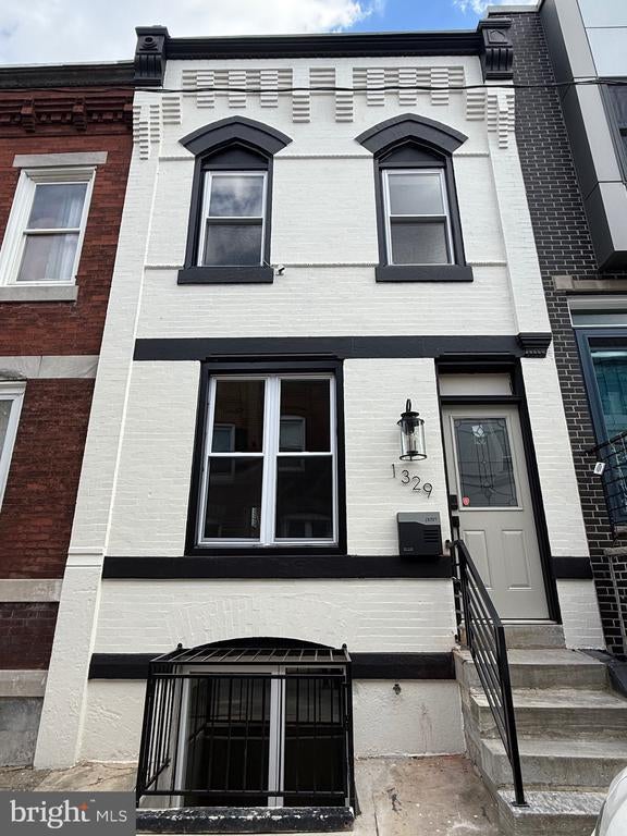 1329 N Dover St, PHILADELPHIA