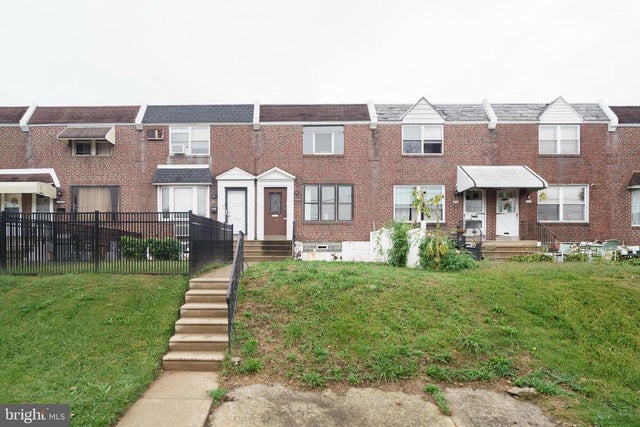 2112 Robbins Ave, Philadelphia