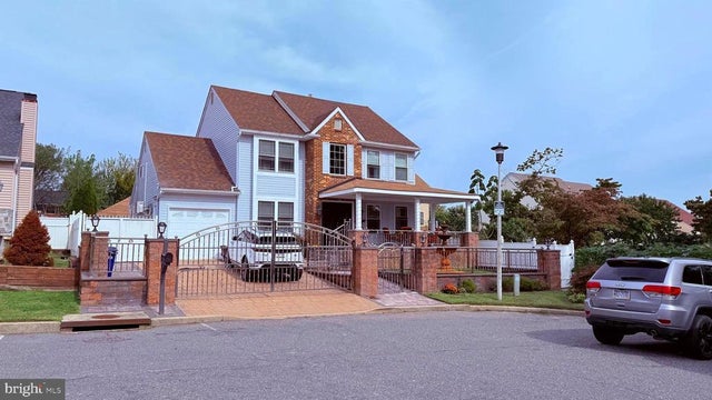 8905 Springview Rd, Philadelphia