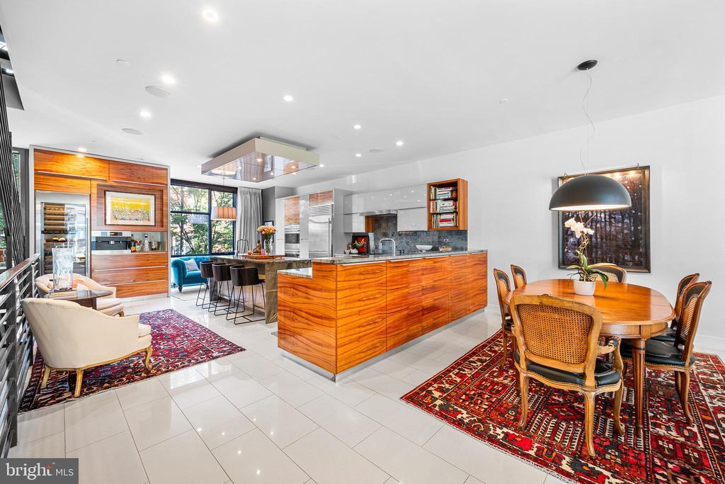 136 N 22nd St, PHILADELPHIA