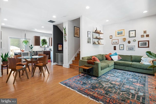 732 Shirley St, Philadelphia