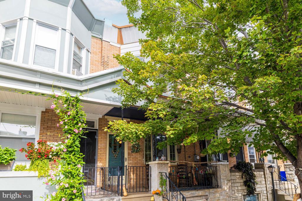 3142 Cedar St, PHILADELPHIA