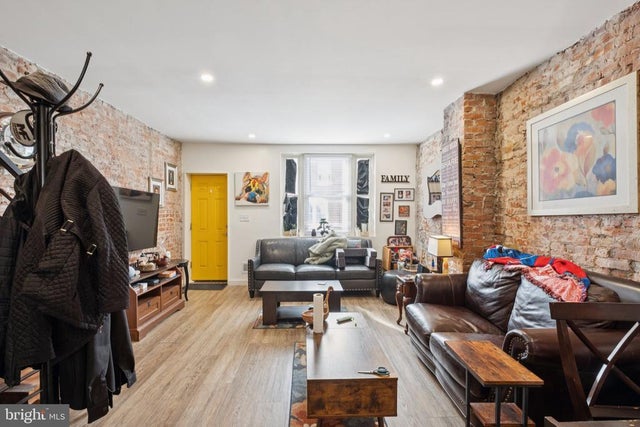 2343 Fernon St, Philadelphia