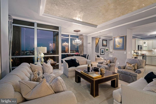 901 N Penn St #p1501, Philadelphia