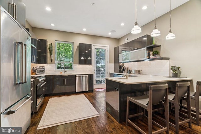 1418 Pemberton St, Philadelphia