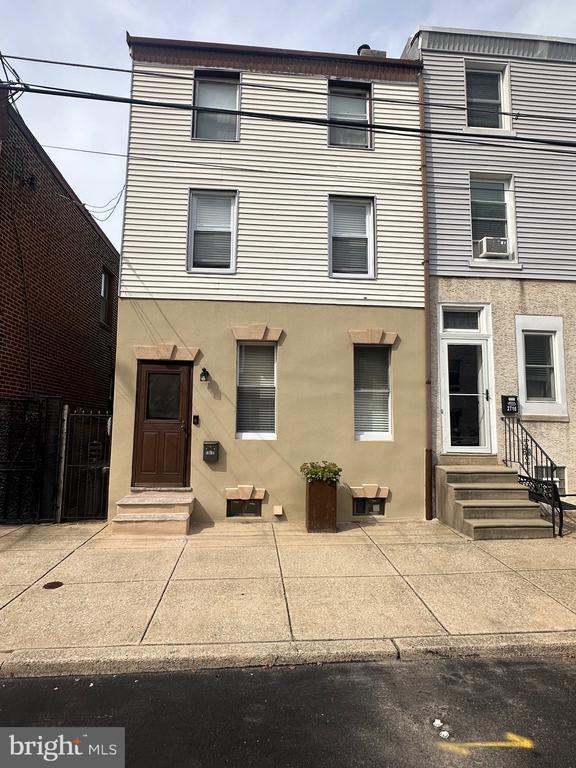 2714 Edgemont St, Philadelphia