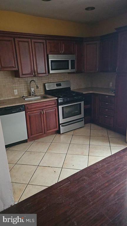 1212 S Millick St, Philadelphia