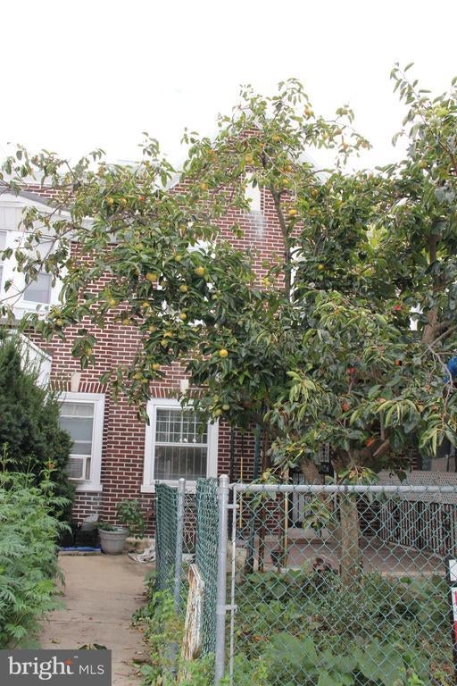 5825 N 4th St, Philadelphia